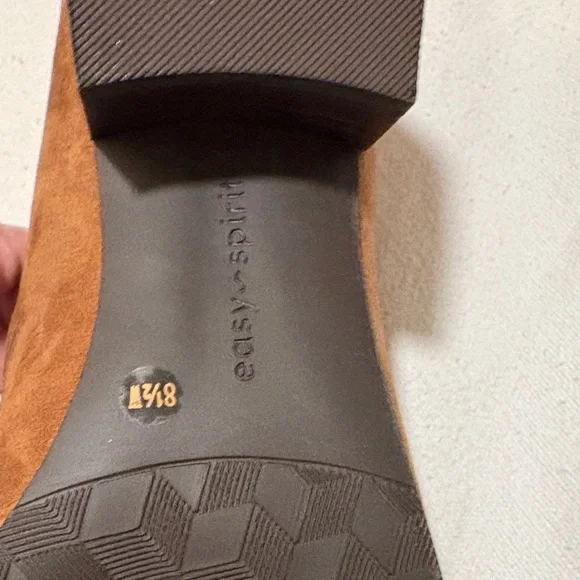 Easy Spirit Women's Tan Suede Loafers - Picture 5 of 5